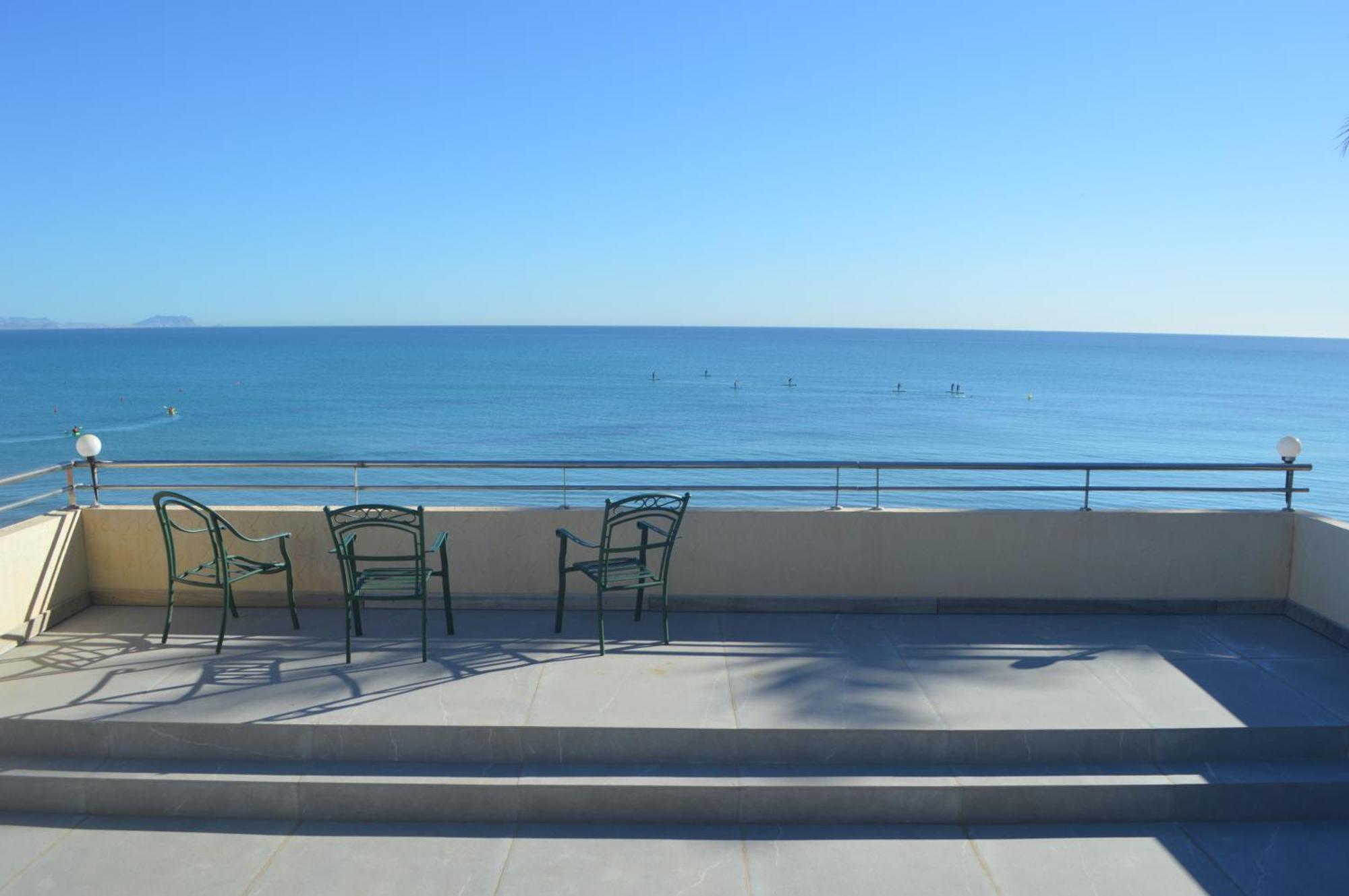 Excepcional Apartamento Amanecer Al Borde De Playa Y Mar, En Chalet Roquetes Alicante Exteriér fotografie
